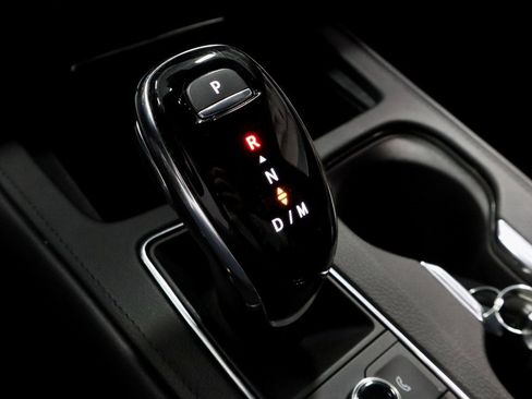 Used 2024 Cadillac XT4 Luxury image 31