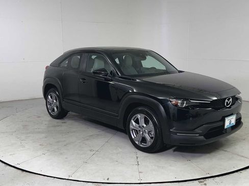 Used 2022 MAZDA MX-30 Electric w/ Premium Package image 8