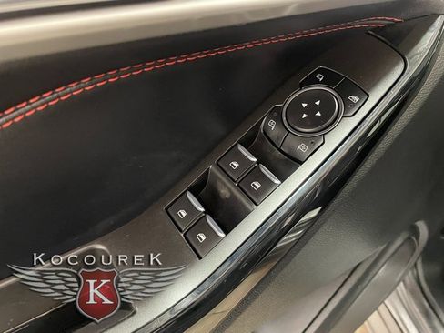 Used 2023 Ford Explorer ST-Line image 19