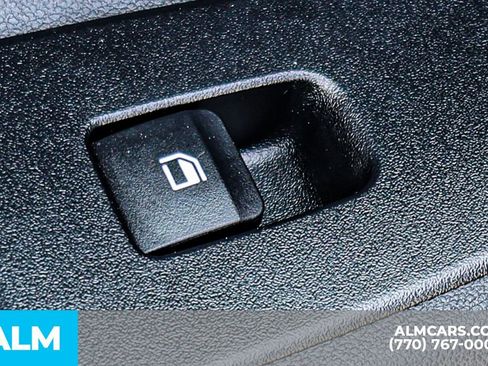 Used 2025 Hyundai Elantra Sport image 50