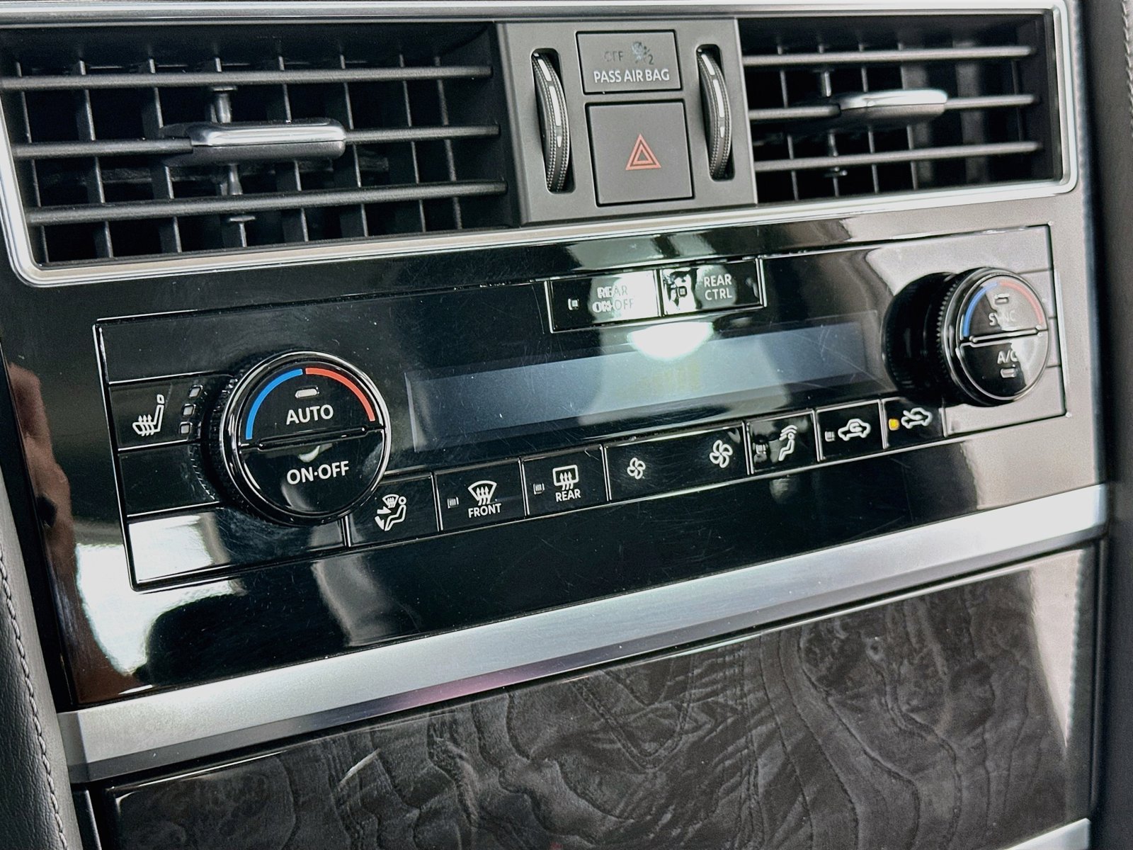 Used 2024 INFINITI QX80 Luxe AWD/4WD image 22