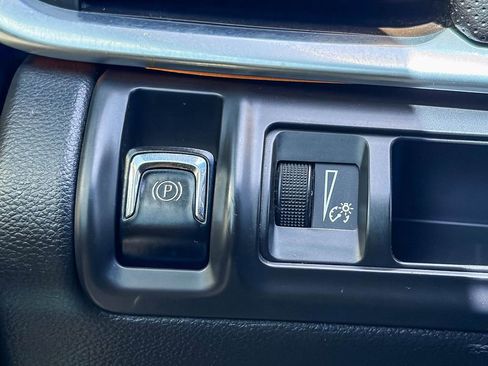 Used 2019 Cadillac XTS Luxury FWD image 40