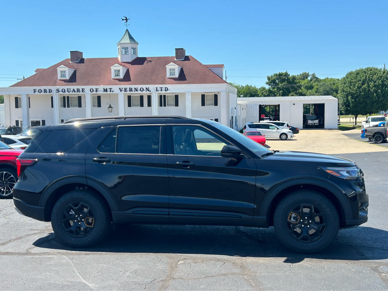 New 2026 Ford Explorer Tremor w/ Tremor Ultimate Package AWD/4WD image 3