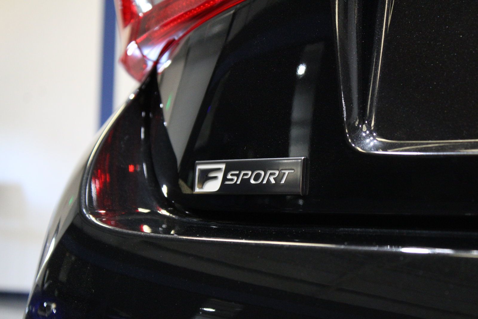 Used 2018 Lexus RC 350 RWD image 9