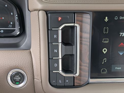 Used 2023 GMC Yukon Denali AWD/4WD image 34