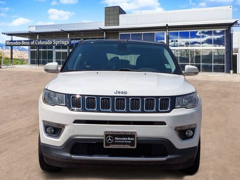 Used 2018 Jeep Compass Limited w/ Safe & Security Group FWD image 2