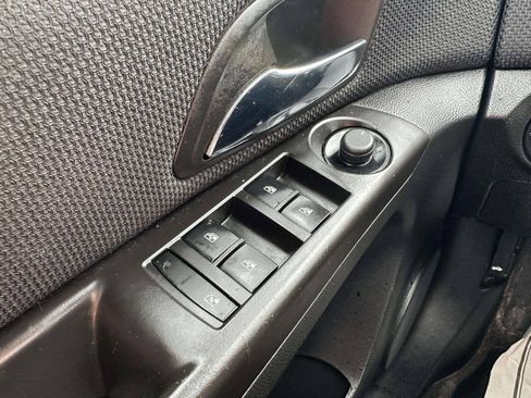 Used 2014 Chevrolet Cruze LT FWD image 26