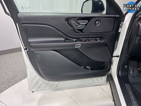 Used 2021 Lincoln Aviator Reserve w/ Elements Package Plus image 10