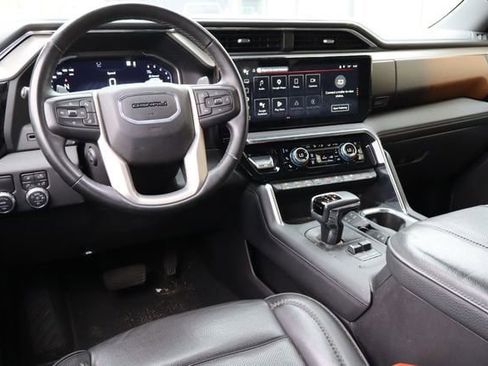 Certified 2024 GMC Sierra 1500 Denali RWD image 5