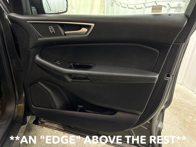 Used 2020 Ford Edge SEL w/ Convenience Package AWD/4WD image 26