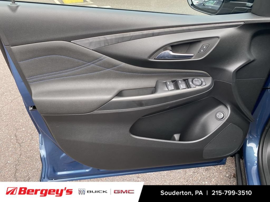 New 2026 Buick Envista Sport Touring w/ Convenience I Package FWD image 24