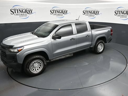 Used 2024 Chevrolet Colorado W/T w/ Technology Package RWD image 11