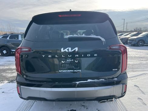 New 2025 Kia Telluride S image 3