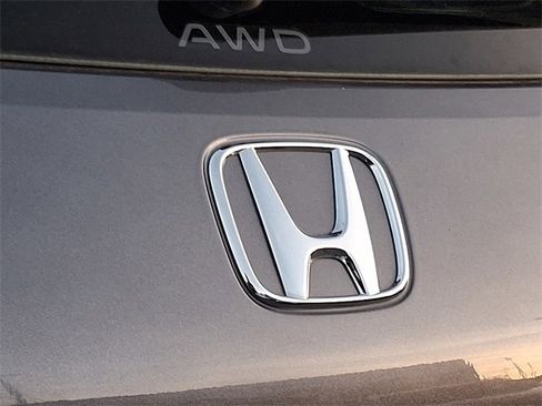 Used 2023 Honda HR-V LX image 29