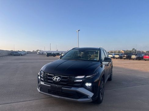 Used 2025 Hyundai Tucson SEL FWD image 7