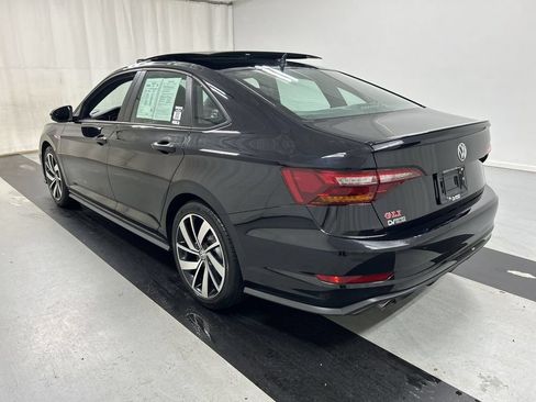 Used 2019 Volkswagen Jetta GLI FWD image 7
