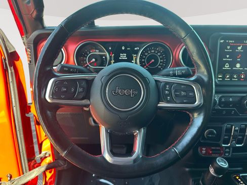 Used 2021 Jeep Wrangler Unlimited Rubicon AWD/4WD image 15