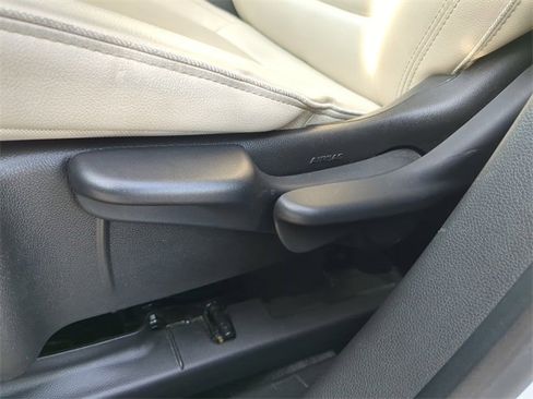 Used 2024 Buick Encore GX Sport Touring image 21