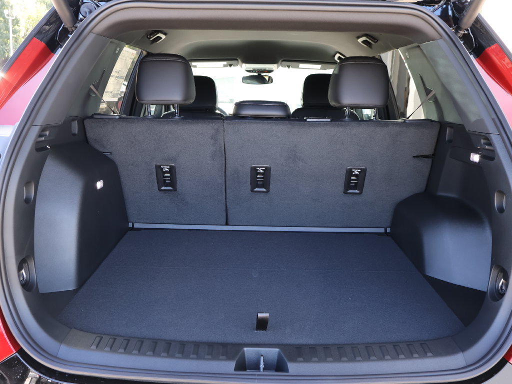 New 2027 GMC Terrain AT4 w/ Convenience Package III AWD/4WD image 29