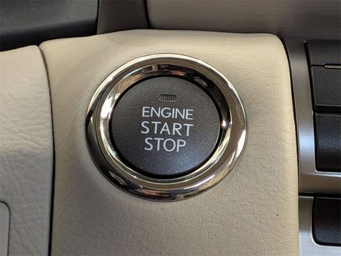 Used 2014 Lexus LS 460 AWD image 18