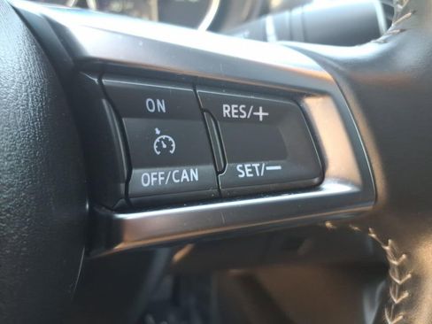 Used 2022 MAZDA MX-5 Miata RF Grand Touring RWD image 17