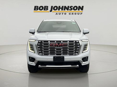 New 2026 GMC Yukon XL Denali w/ Sun & Power Step Package AWD/4WD image 8