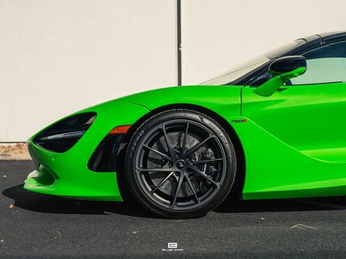 Used 2025 McLaren 750S Spider image 3