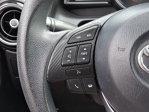 Used 2018 Toyota Yaris iA FWD image 23