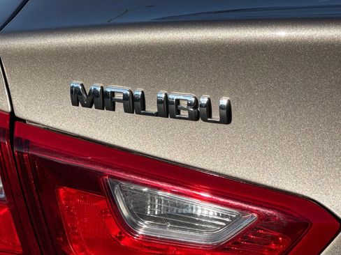 Used 2024 Chevrolet Malibu LT image 48