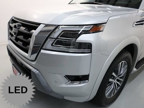 Used 2024 Nissan Armada SL w/ Captain's Chairs Package RWD image 47