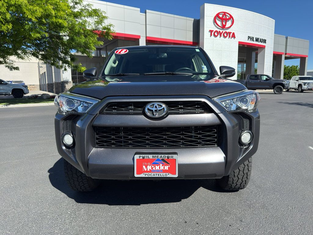 Used 2018 Toyota 4Runner SR5 Premium AWD/4WD image 6