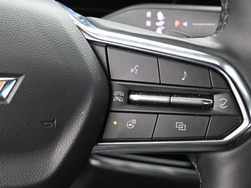 Used 2025 Chevrolet Equinox LT AWD/4WD image 38