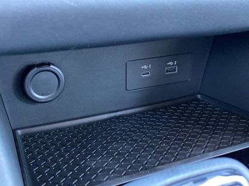 New 2025 Nissan Pathfinder SV image 21