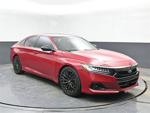 Used 2021 Honda Accord Sport image 2