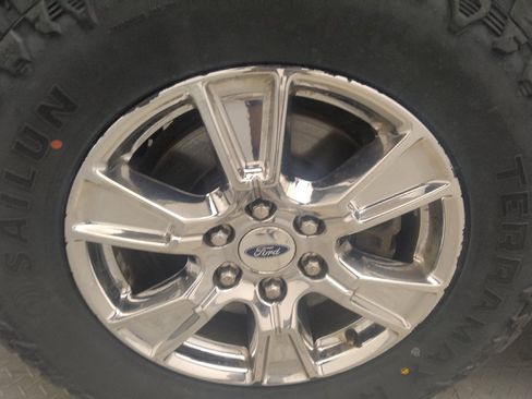 Used 2017 Ford F150 XLT w/ Equipment Group 301A Mid AWD/4WD image 31