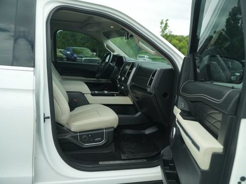 Used 2020 Ford Expedition Platinum AWD/4WD image 21