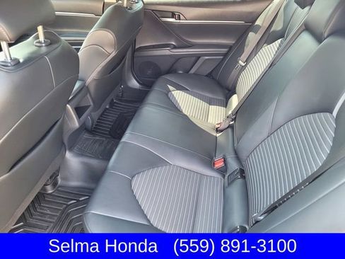 Used 2023 Toyota Camry SE FWD image 8