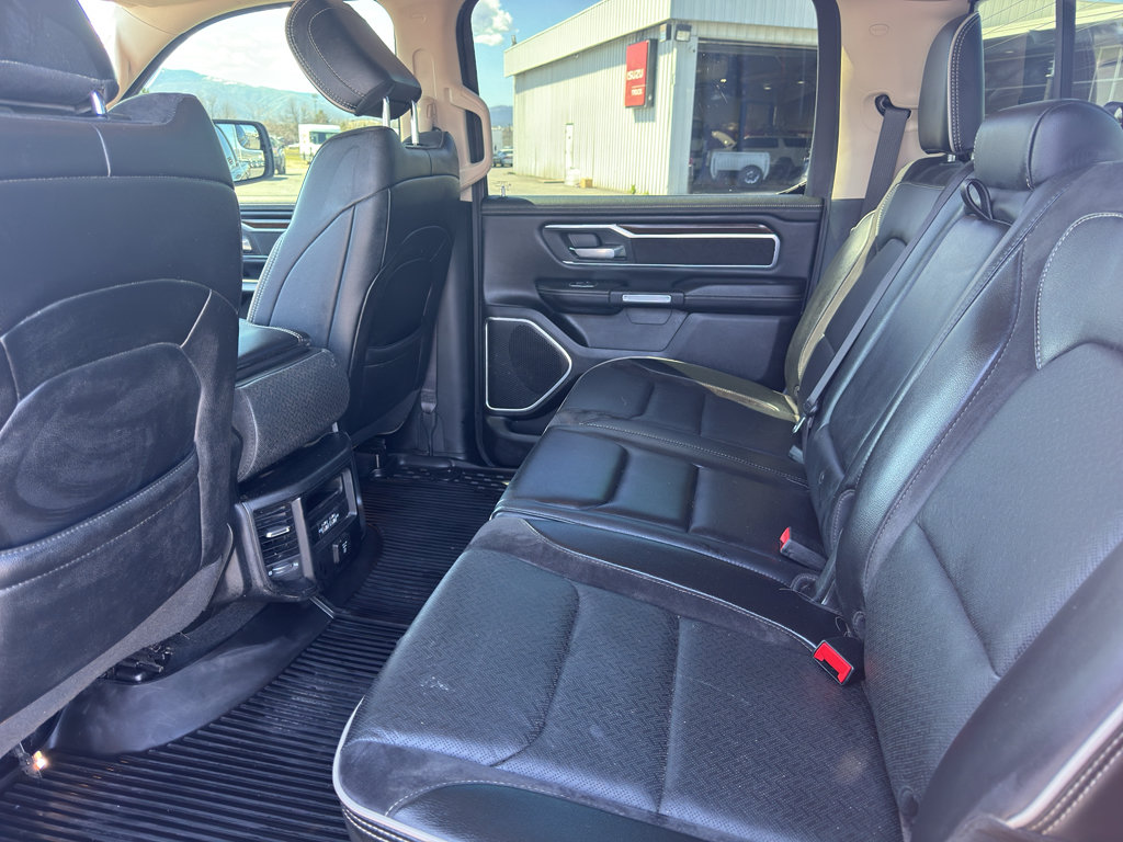 Used 2021 RAM 1500 Laramie AWD/4WD image 6