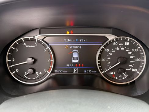 Used 2023 Nissan Altima 2.5 SR w/ SR Premium Package image 27