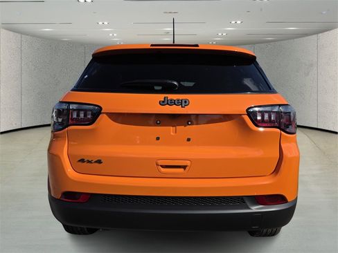 New 2026 Jeep Compass Latitude image 5