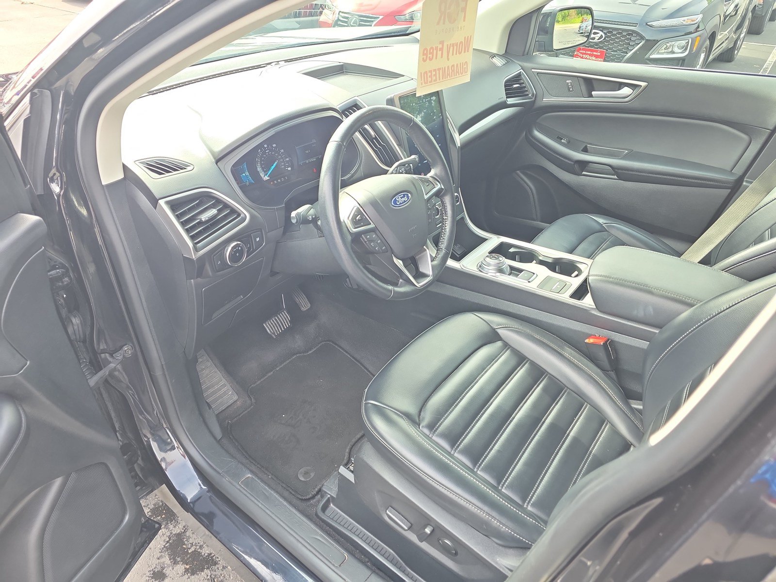 Used 2024 Ford Edge SEL AWD/4WD image 13