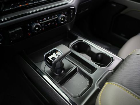 Used 2026 Chevrolet Silverado 1500 ZR2 w/ Dark Appearance Package image 21