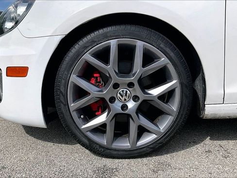 Used 2014 Volkswagen GTI Wolfsburg Edition FWD image 10