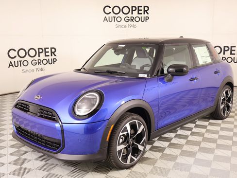 New 2026 MINI Cooper 4-Door Hardtop FWD image 9