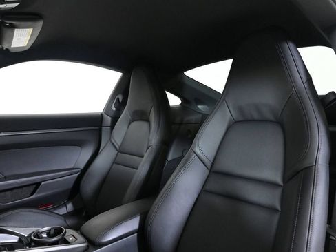Used 2025 Porsche 911 Carrera w/ Sport Chrono Package RWD image 5