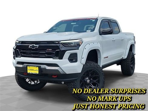 New 2025 Chevrolet Colorado Z71 w/ Z71 Convenience Package 2 image 1