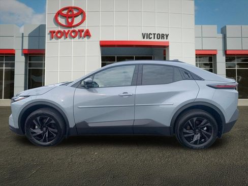 New 2026 Toyota C-HR AWD/4WD image 6