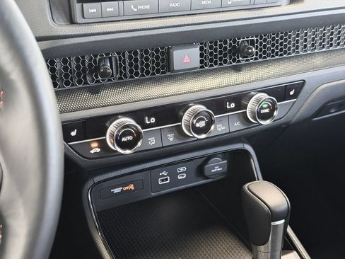 Used 2025 Honda CR-V Sport image 19