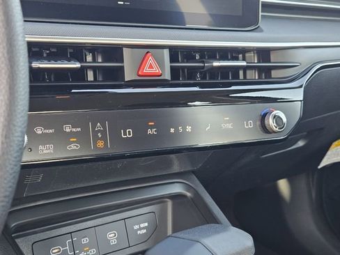 New 2026 Kia K5 LXS image 24