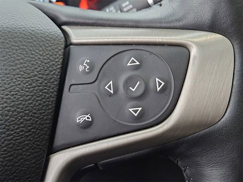 Used 2017 GMC Acadia Denali w/ Technology Package image 28